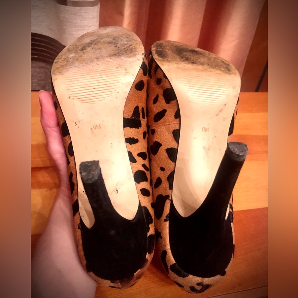 Guess by Marciano faux leather leopard pattern open toes Heels size 9 M - Picture 8 of 14